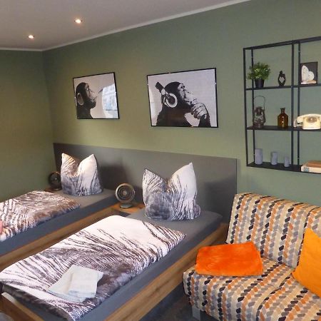 Gaestezimmer In Einer Ferienwohnung Thiele In Rosswein Bagian luar foto