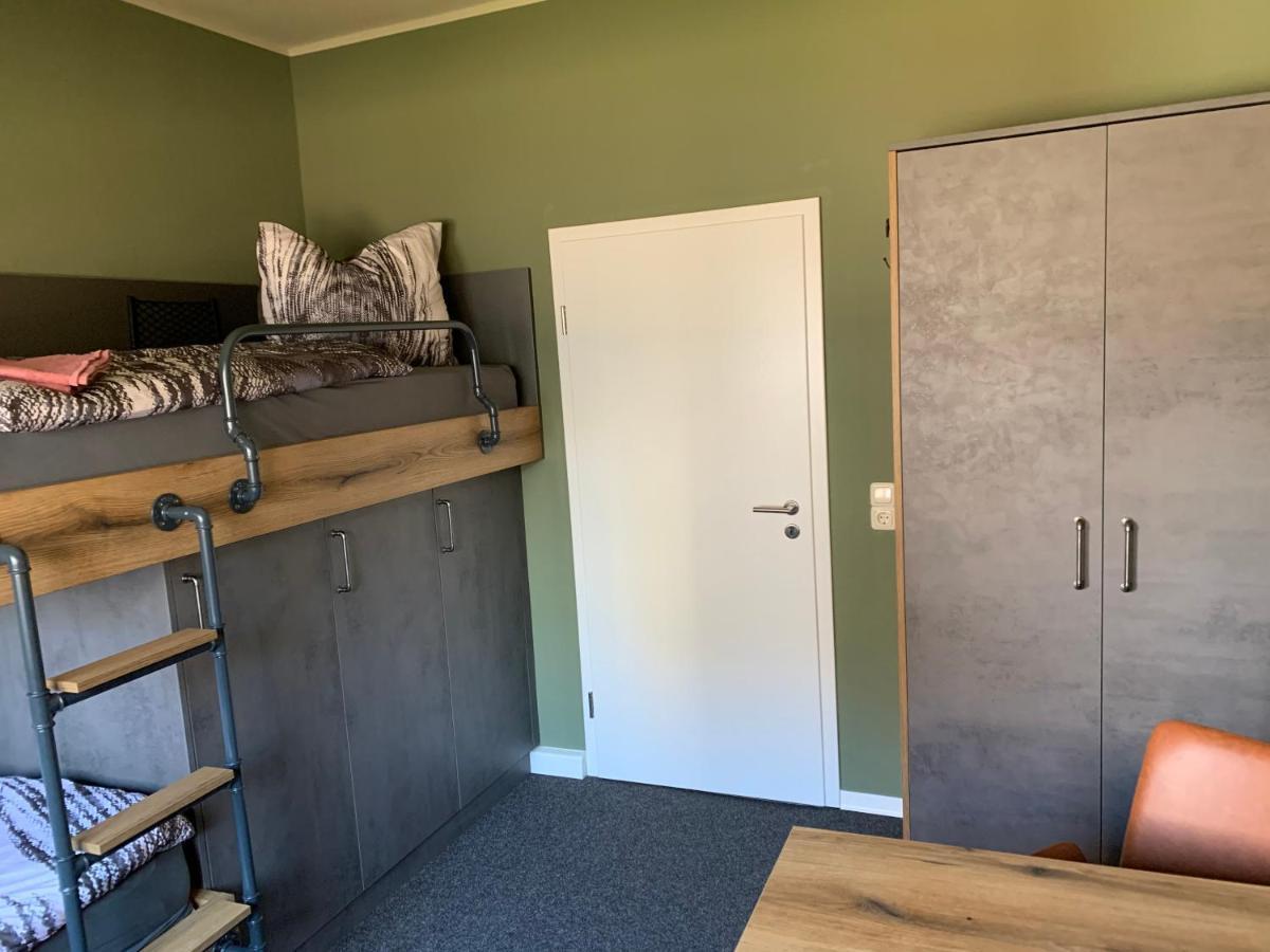 Gaestezimmer In Einer Ferienwohnung Thiele In Rosswein Bagian luar foto